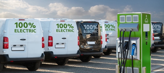 Elektrische Bestelwagens Adobestock 431113732 Kleiner